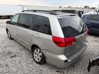 2004 Toyota Sienna LE - Exterior Rear Left Corner Image